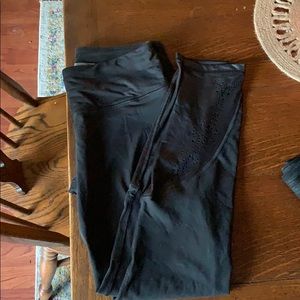 Victoria’s Secret sport leggings